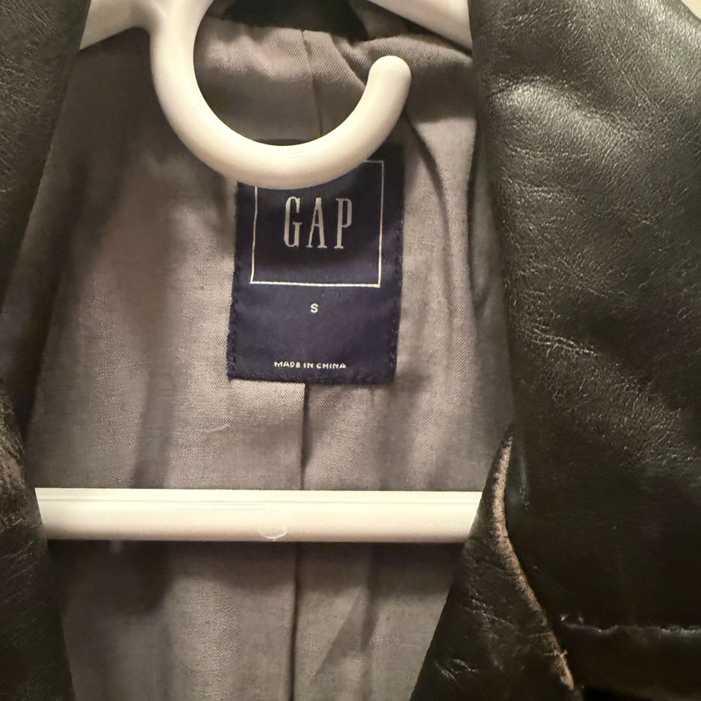GAP leather biker jacket Small - image 2